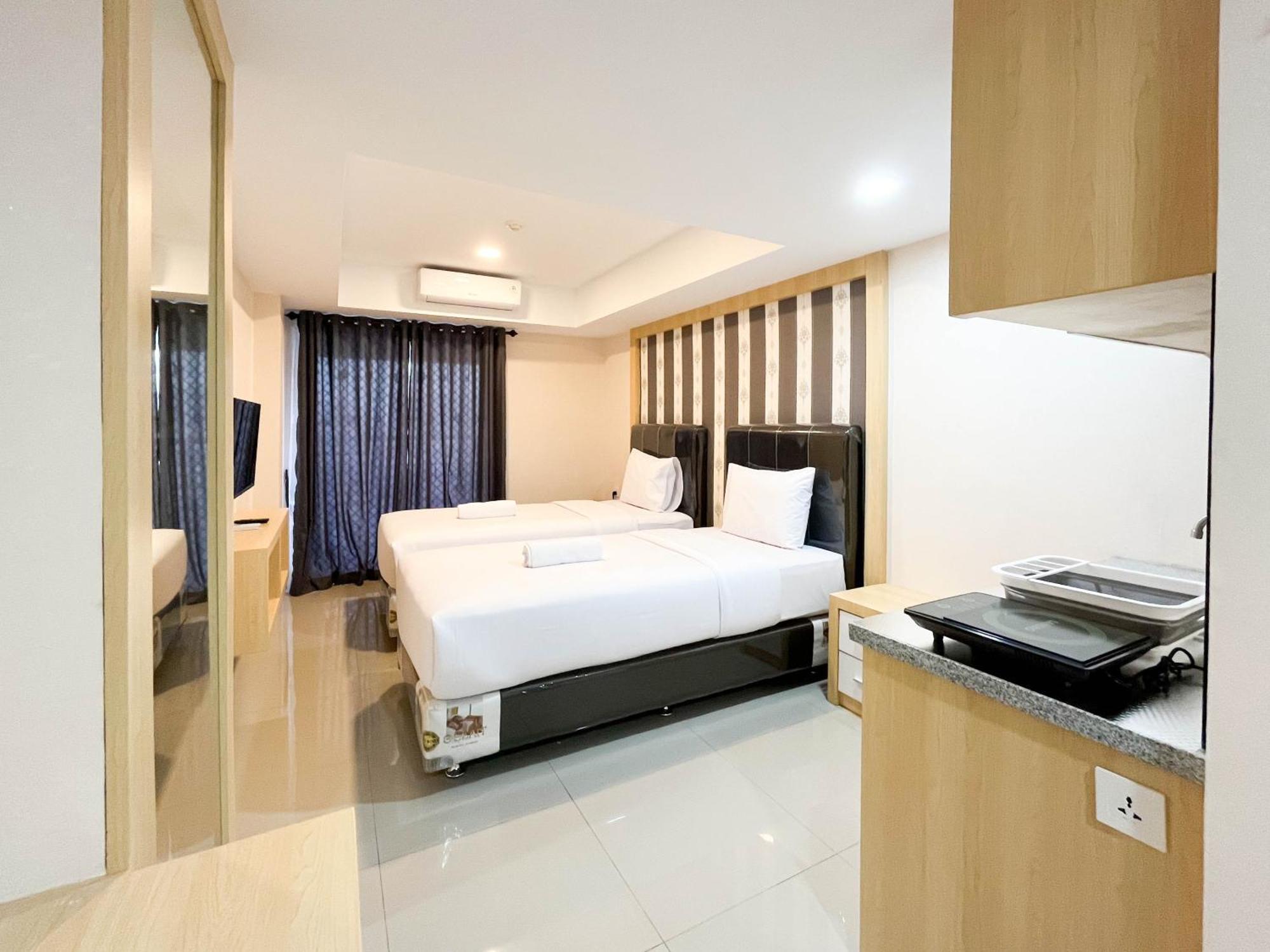 Comfortable And Tidy Studio De Prima Apartment By Travelio Medan Bagian luar foto