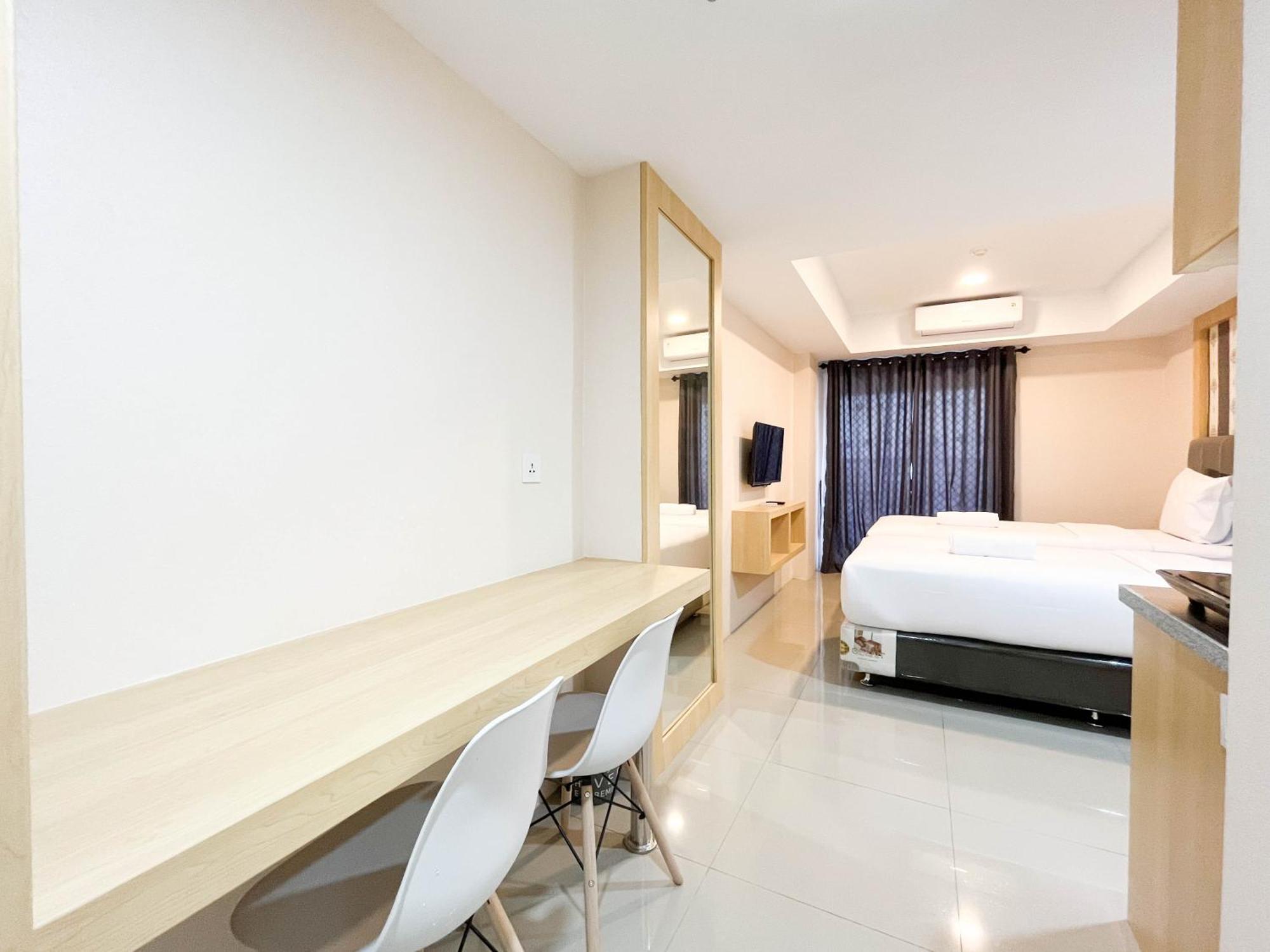 Comfortable And Tidy Studio De Prima Apartment By Travelio Medan Bagian luar foto